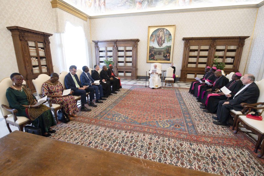 Présentation du Pacte Éducatif Africain lors d’une audience privée avec le pape François